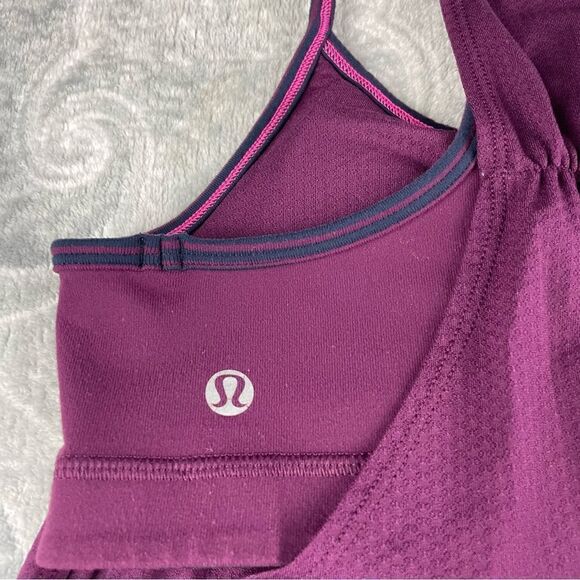 Womens Lululemon No Limits Tank - Picture 4 of 5